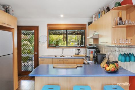 Property photo of 2/62 John Street Forresters Beach NSW 2260