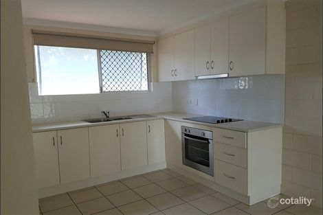 Property photo of 1/3 Suncross Place Emerald QLD 4720