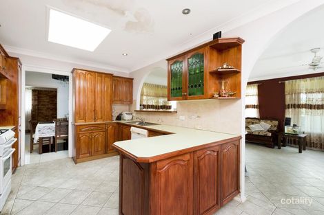 Property photo of 3 Welch Place Minto NSW 2566