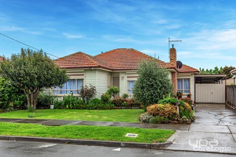 Property photo of 26 Barwon Avenue Sunshine North VIC 3020