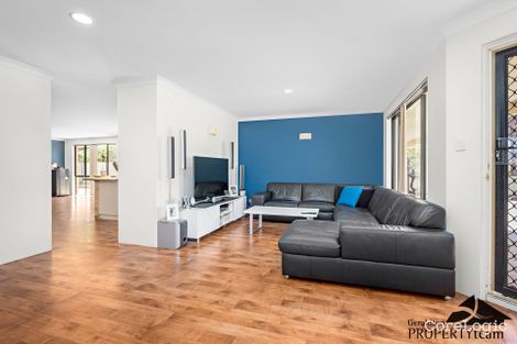 Property photo of 26 Weeloo Road Waggrakine WA 6530