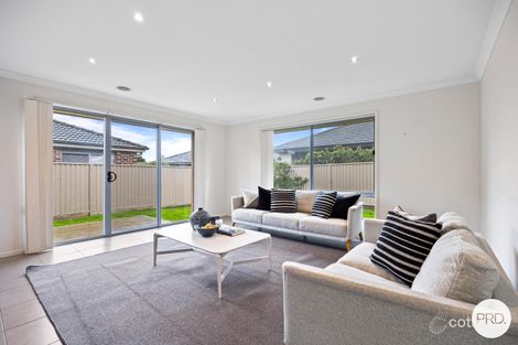 Property photo of 15 Echo Place Alfredton VIC 3350