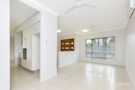 Property photo of 131 Daintree Drive Bushland Beach QLD 4818