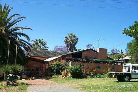 19 Travers Gdns, Kelmscott, WA 6111