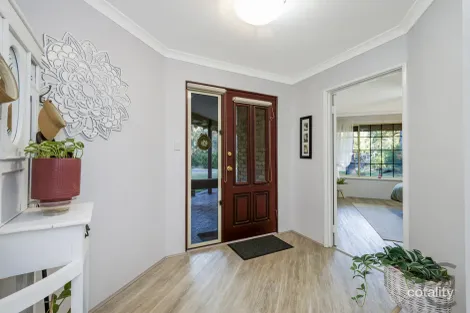 Property photo of 4 Maroona Place Greenfields WA 6210