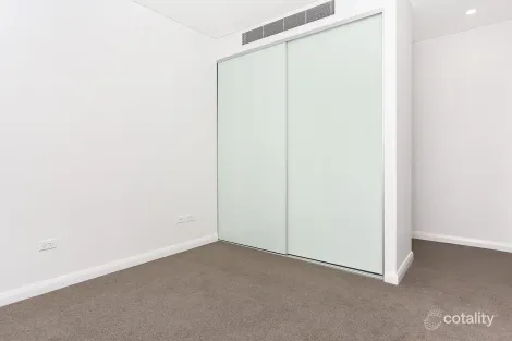 Property photo of 410/5 Maple Tree Road Westmead NSW 2145