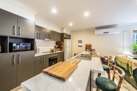 Property photo of 2/27 Richardson Crescent Upper Coomera QLD 4209