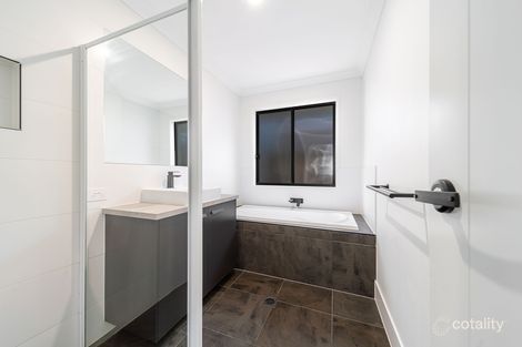 Property photo of 41 Flintwood Crescent Palmview QLD 4553