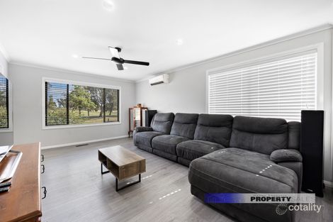 Property photo of 23 Western Avenue Newborough VIC 3825