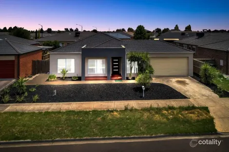 Property photo of 21 Hemsley Drive Deer Park VIC 3023