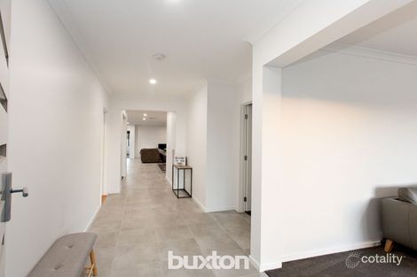 Property photo of 15 Treetop Drive Cardigan VIC 3352