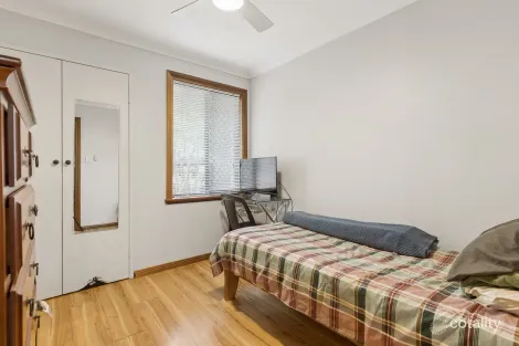 Property photo of 4 Atherton Close Greenfields WA 6210