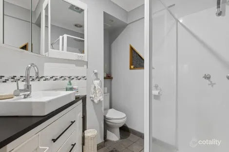 Property photo of 4 Atherton Close Greenfields WA 6210