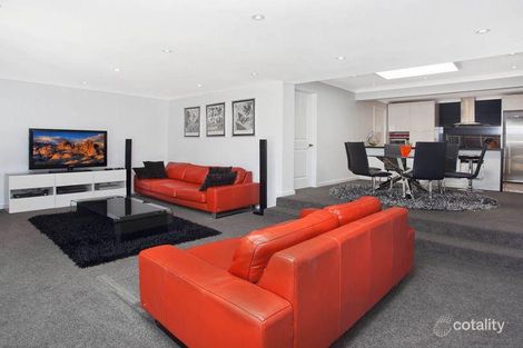 Property photo of 5 Meadow Place Miranda NSW 2228