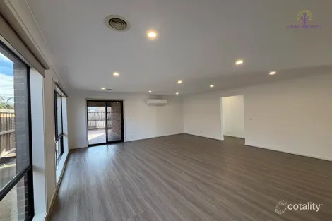Property photo of 36 Solitude Crescent Point Cook VIC 3030