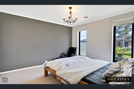 Property photo of 24 Freemont Circuit Truganina VIC 3029