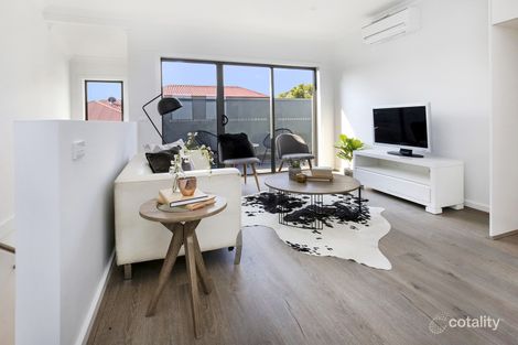 Property photo of 2/2 Trudgeon Avenue Reservoir VIC 3073