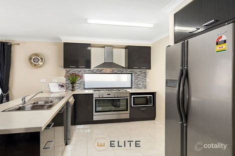 Property photo of 43 Falabela Road Clyde North VIC 3978