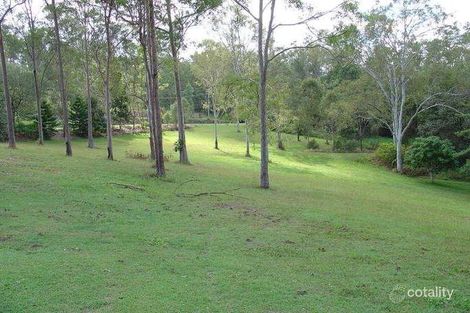 Property photo of 13 Hyde Road Whiteside QLD 4503