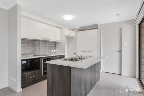 1 Vivienne Way, Marsden, QLD 4132