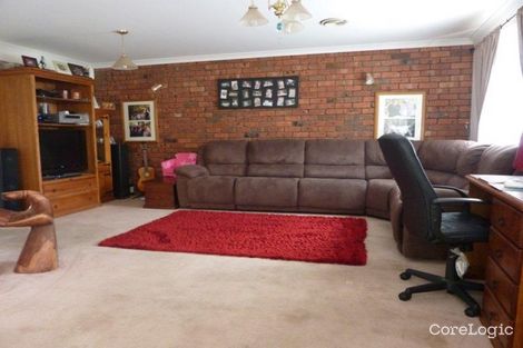 Property photo of 23 Mashie Way West Wodonga VIC 3690