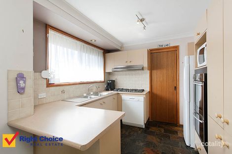 Property photo of 11 Federation Place Albion Park NSW 2527