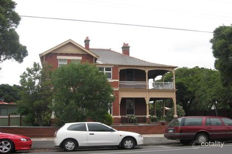 9 Newcastle St, Newport, VIC 3015