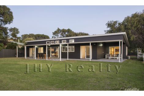 Property photo of 2 Harvest Road Broadwater WA 6280