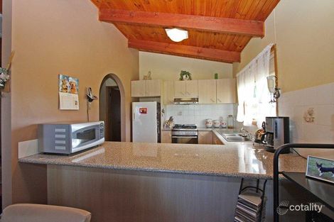 Property photo of 32 Horsburgh Court Heathcote VIC 3523