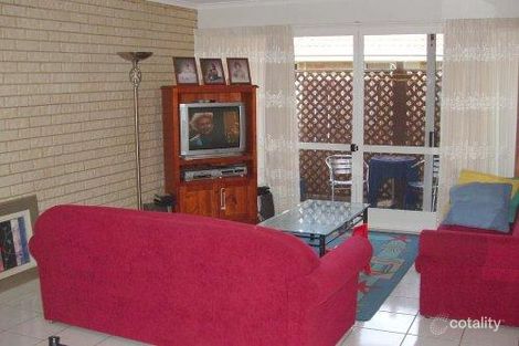 Property photo of 2/9 Jarnahill Drive Mount Coolum QLD 4573