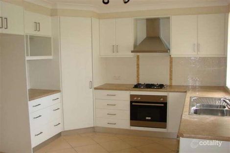 Property photo of 19 Cusack Close St Helens Park NSW 2560