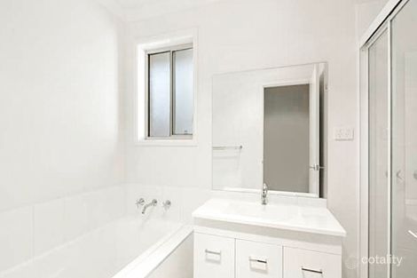 Property photo of 14 Ida Birchall Crescent Macgregor ACT 2615