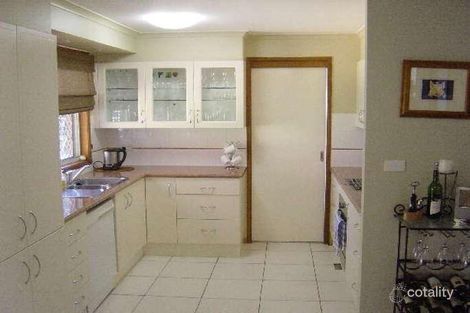 Property photo of 3 Carvie Close Shellharbour NSW 2529