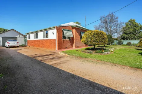 Property photo of 125 Third Avenue South Narromine NSW 2821