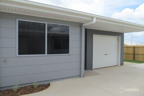 13/8 Hillcrest St, Emerald, QLD 4720