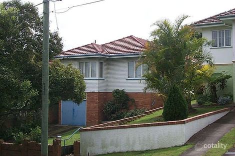 66 Waverley Rd, Camp Hill, QLD 4152