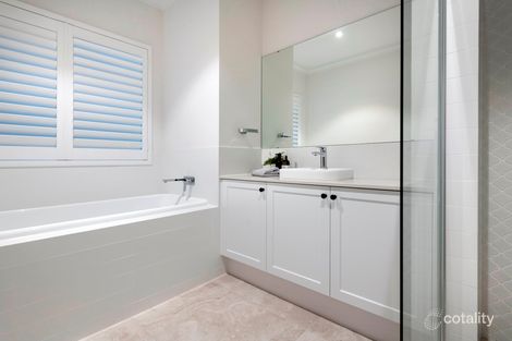 Property photo of 19 Bellefontaine Grove Mindarie WA 6030