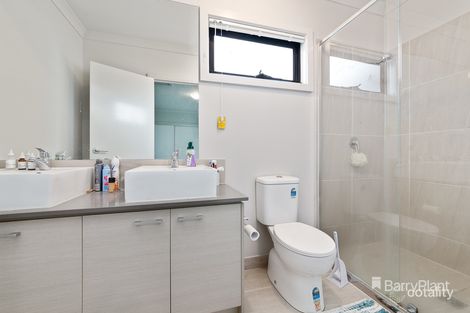 Property photo of 1/5 Dixie Court Meadow Heights VIC 3048