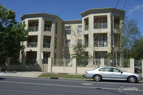 28 The Avenue, Windsor, VIC 3181