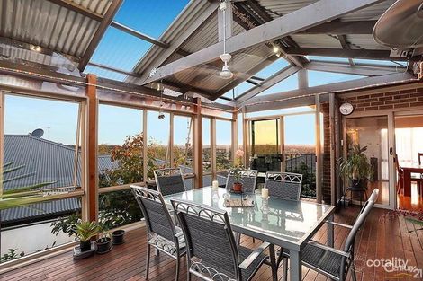 Property photo of 14 Yaldara Drive Berwick VIC 3806