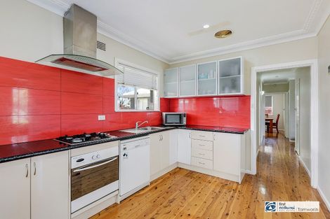 Property photo of 1 Grant Street Hillvue NSW 2340