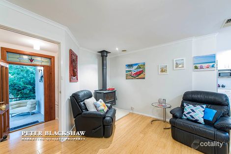 Property photo of 33 Lawrence Crescent Kambah ACT 2902