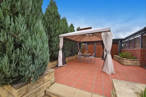 Property photo of 6 Centenary Drive Mill Park VIC 3082