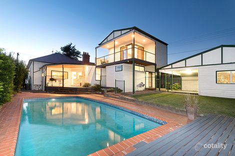 Property photo of 12 McCarron Parade Essendon VIC 3040