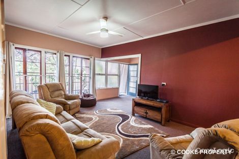 Property photo of 19 Elphinstone Street Berserker QLD 4701