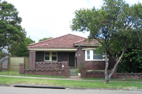 1 Locksley Rd, Bexley, NSW 2207