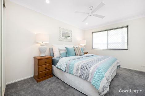 Property photo of 16 Barklya Crescent Sinnamon Park QLD 4073