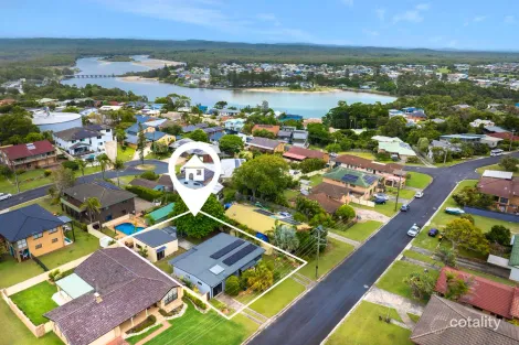 Property photo of 45 Pacific Crescent Evans Head NSW 2473