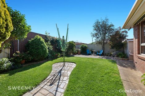 Property photo of 9 Elora Court St Albans VIC 3021