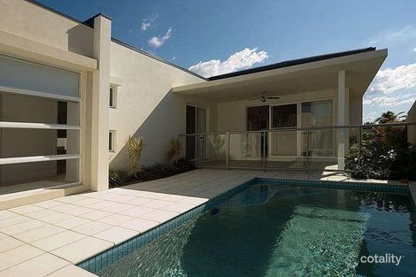 Property photo of 2820 Gracemere Circuit East Hope Island QLD 4212